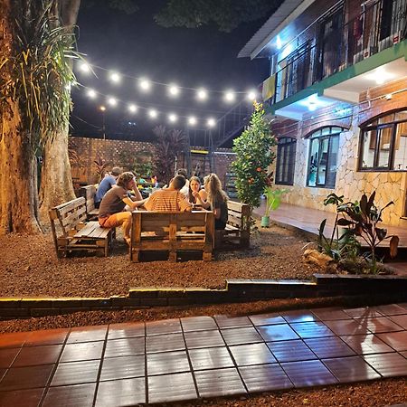 Benteveo Hostel Iguazu Puerto Iguazú Extérieur photo