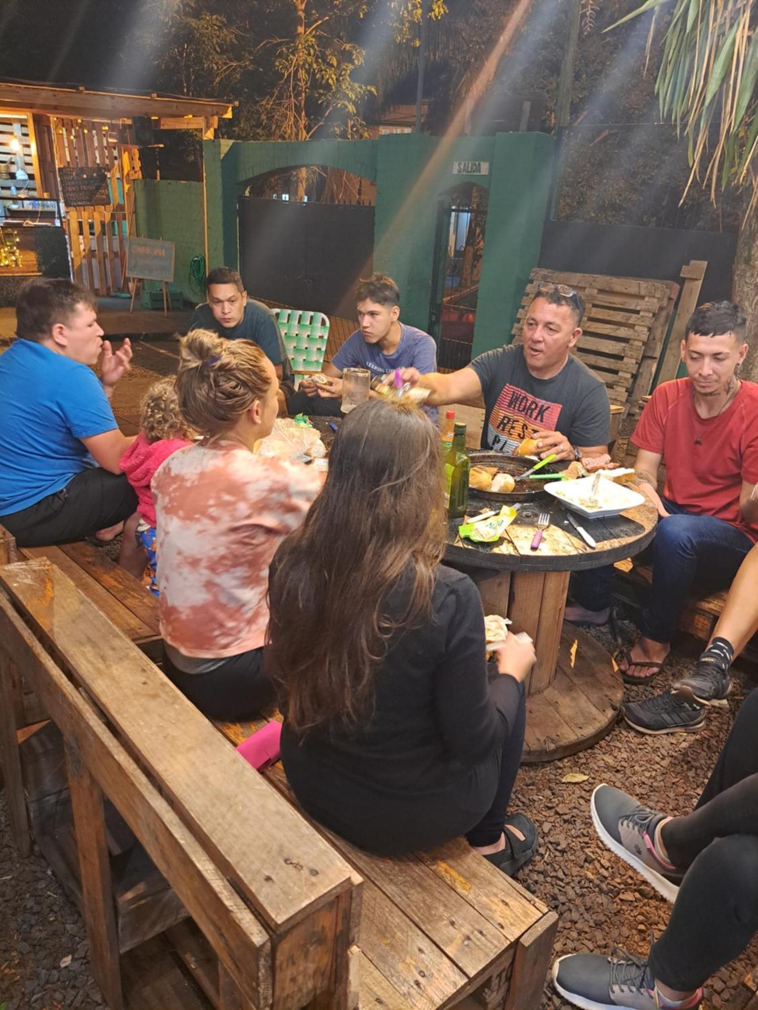 Benteveo Hostel Iguazu Puerto Iguazú Extérieur photo