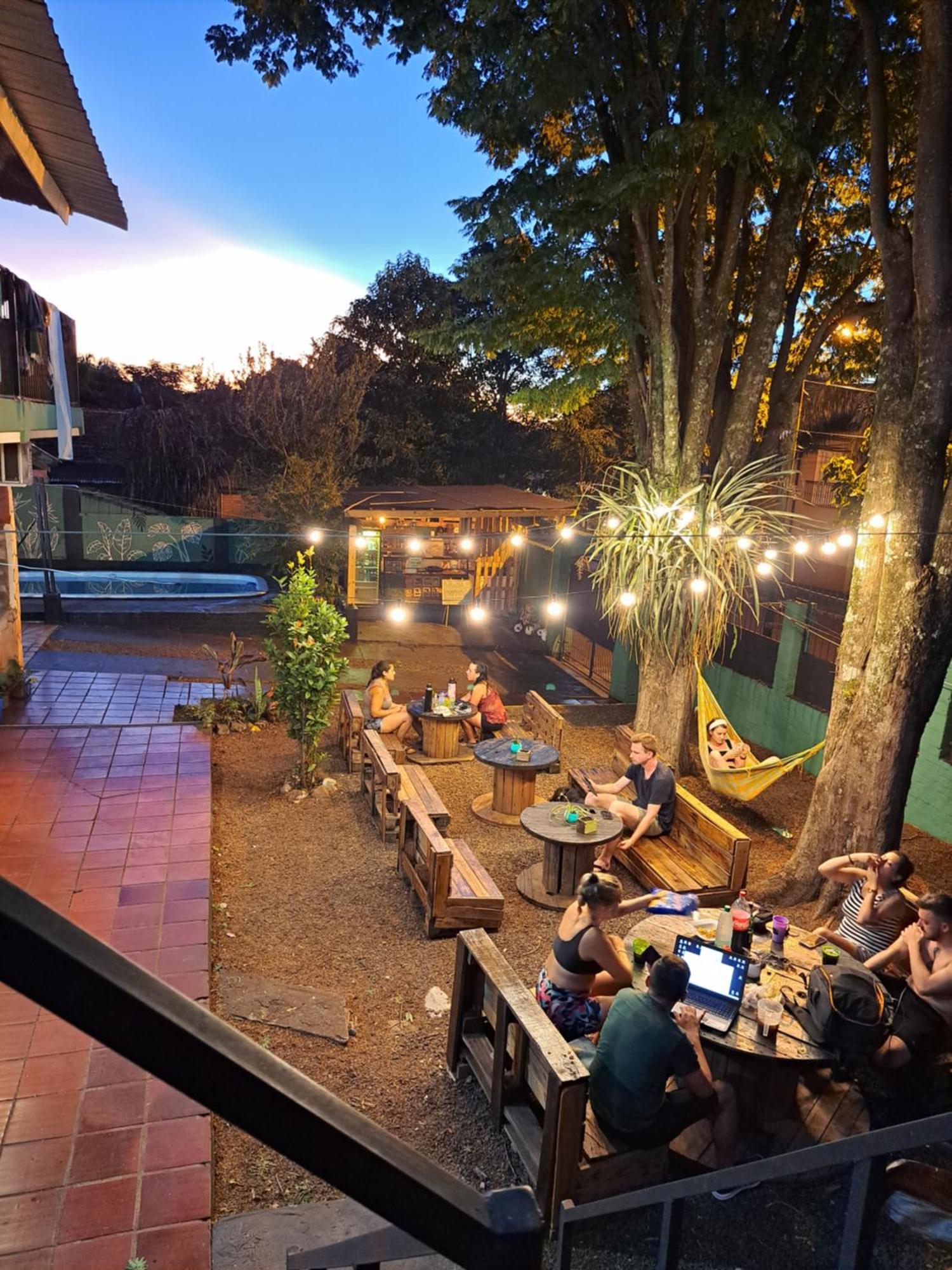 Benteveo Hostel Iguazu Puerto Iguazú Extérieur photo